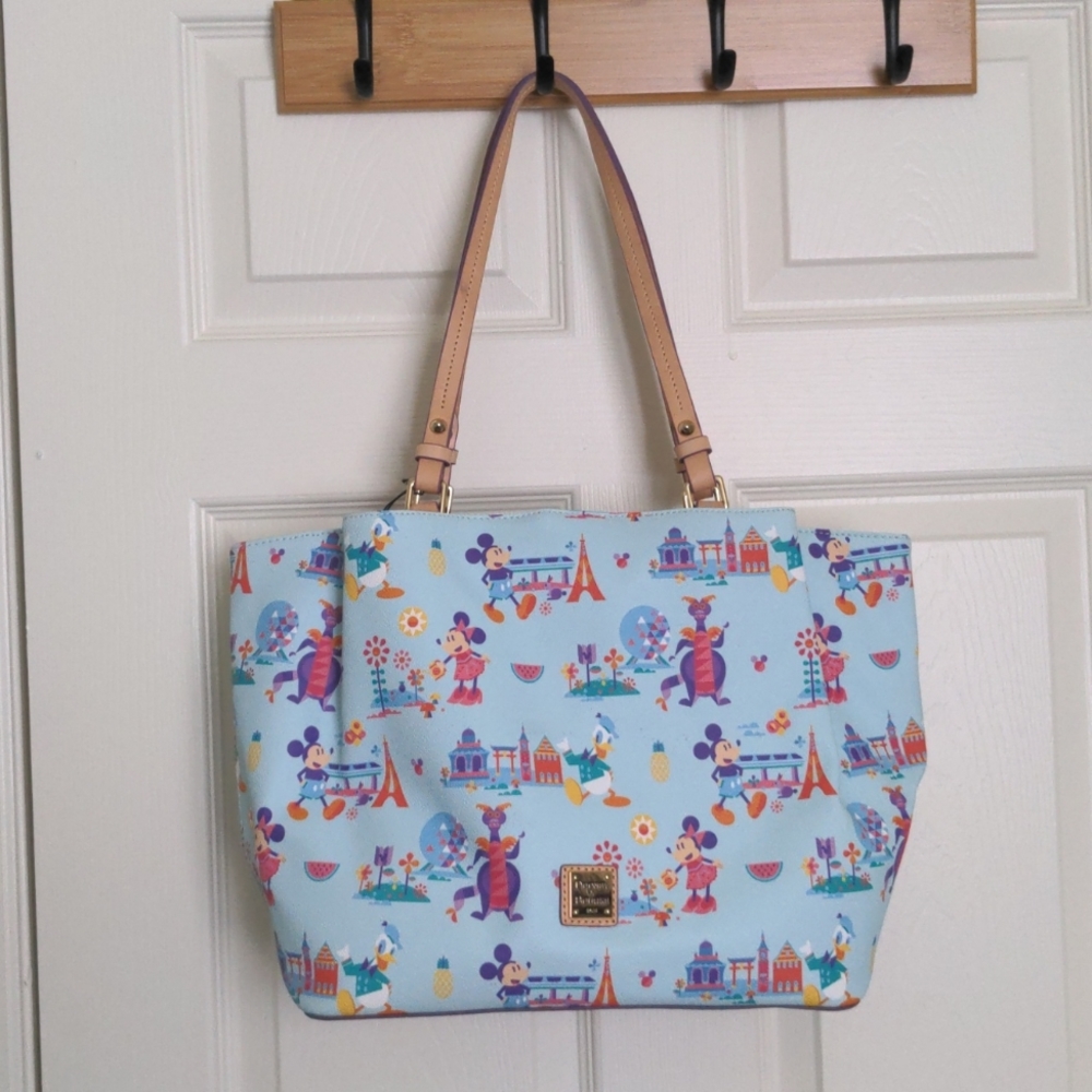 Walt Disney World 2017 Food & Wine Fest Dooney & Bourke Tote